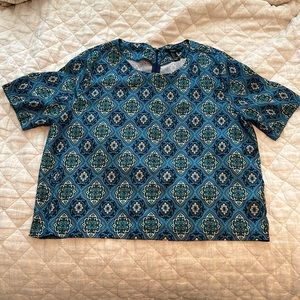 Forever 21 blue patterned top